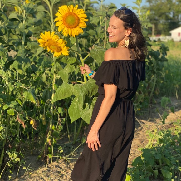 Meet your Posher, Devan - Picture 2 of 4